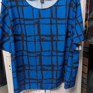 SHEIN Blue and Black Curve Top